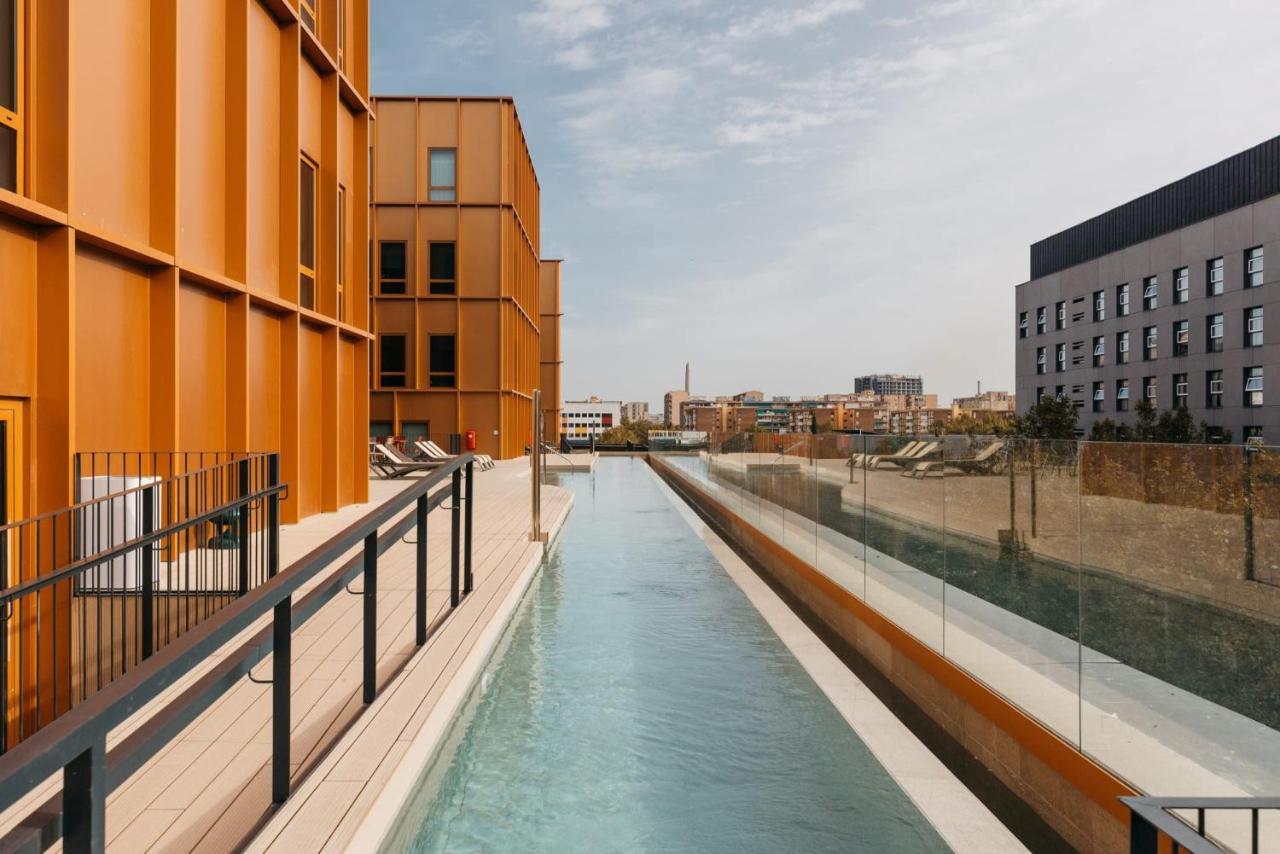 For Students Studying In Barcelona Only - Stunning Spacious Studios And Private Rooms At Pallars Student Accommodation Ngoại thất bức ảnh