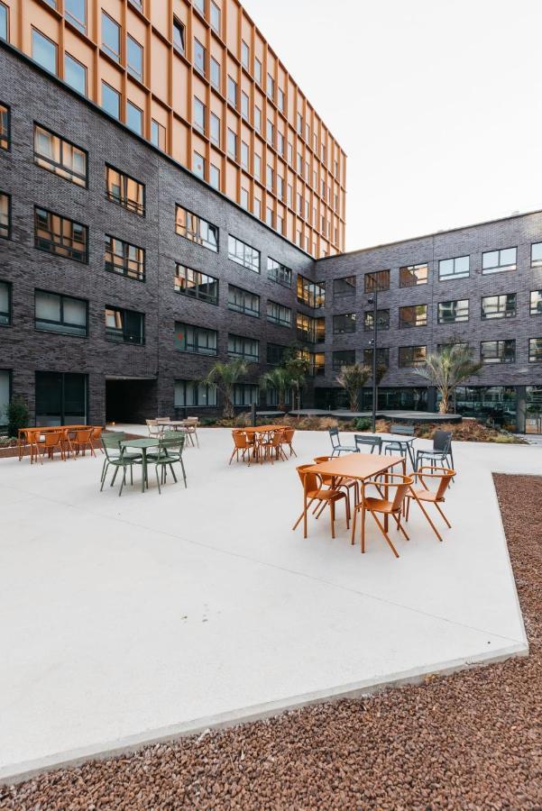 For Students Studying In Barcelona Only - Stunning Spacious Studios And Private Rooms At Pallars Student Accommodation Ngoại thất bức ảnh
