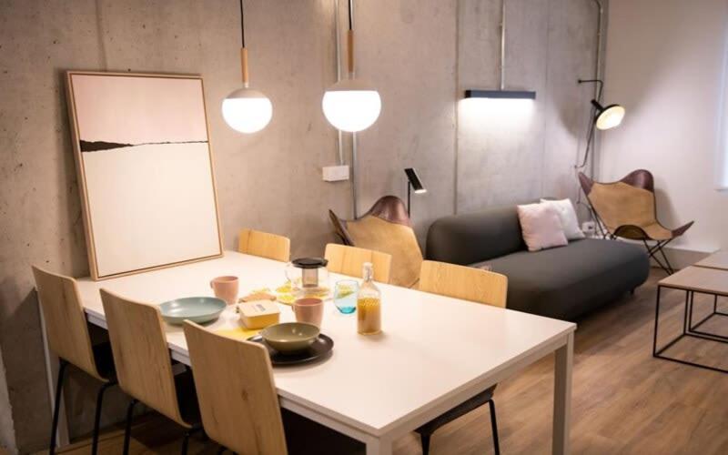 For Students Studying In Barcelona Only - Stunning Spacious Studios And Private Rooms At Pallars Student Accommodation Ngoại thất bức ảnh
